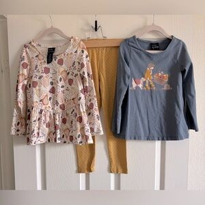 Cynthia Rowley Bundle ofTwo Kids Pumpkin Tops and Mustard Leggings Set
Size 5T